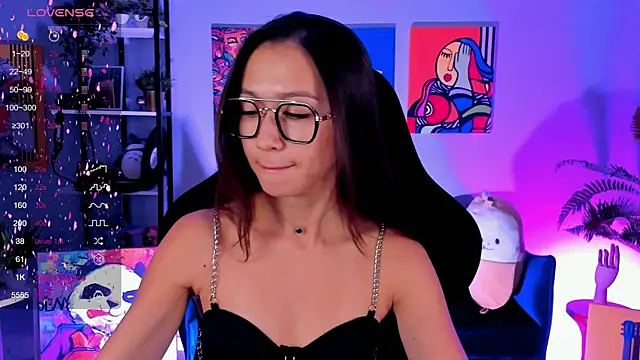 Snapshot of LanaBaker chatting on 10/31/25, 02:56 LanaBaker online show from 10/31/25, 02:56