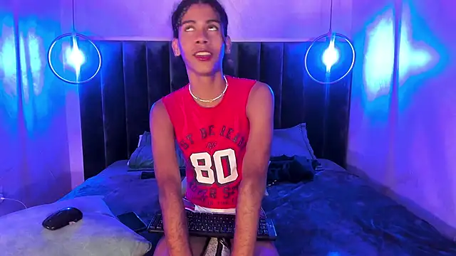 Maxim-Walker online show from 01/07/25, 06:16