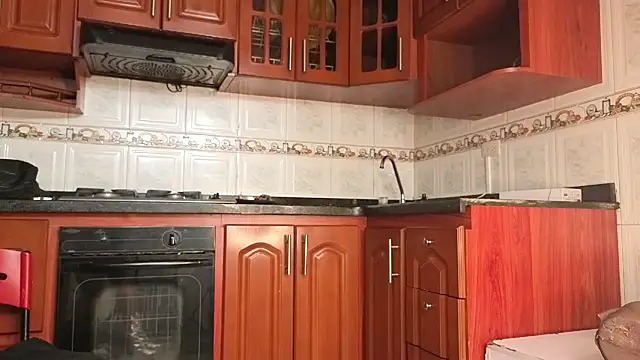 Snapshot of GianellaCox_ chatting on 09/19/25, 01:12 GianellaCox online show from 09/19/25, 01:12