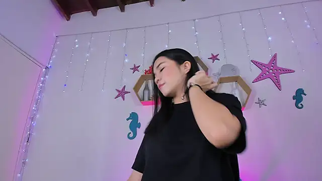 Emiily Parkerr online show from 12/10/24, 03:09
