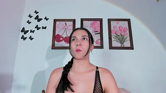 Emiily Parkerr online show from 07/14/26, 08:58