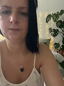 Off  Melonenmandy online show from 05/06/26, 05:14