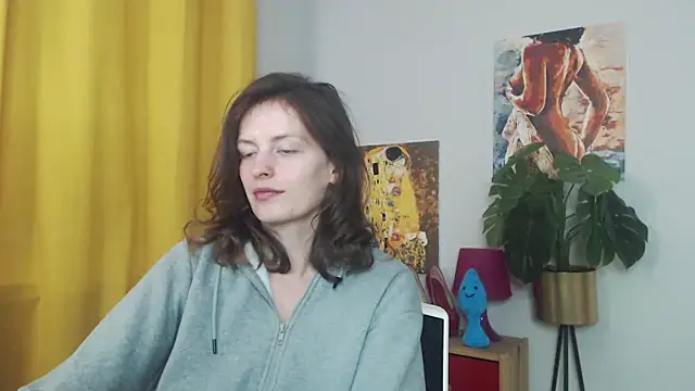 Snapshot of juicyNadine chatting on 09/29/25, 05:01 juicyNadine online show from 09/29/25, 05:01