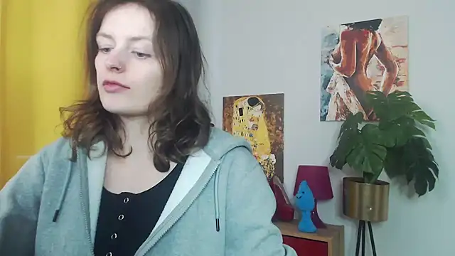 juicyNadine online show from 11/16/25, 07:25