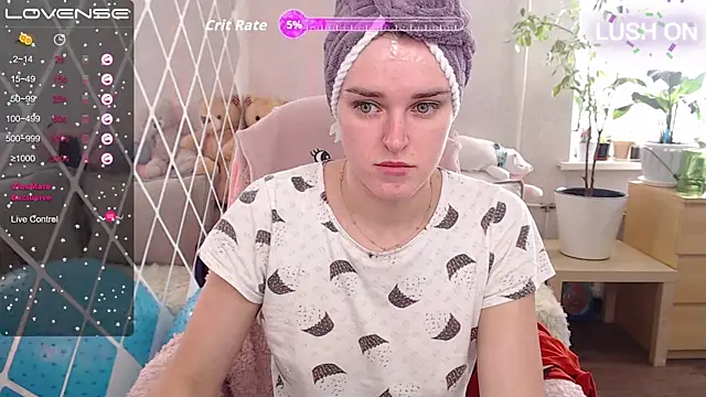 Bella  Swoon online show from 09/17/25, 04:47