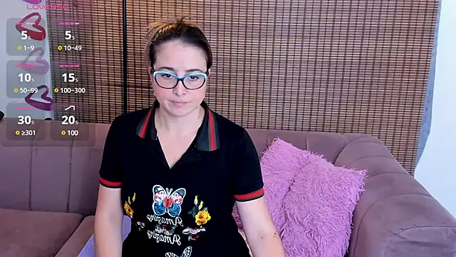 ariana cross online show from 03/02/25, 12:32