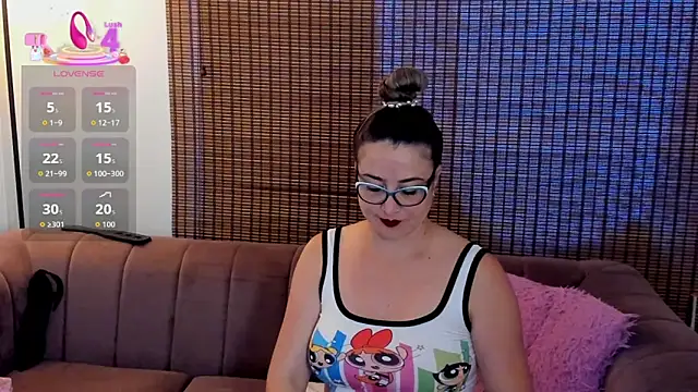 ariana cross online show from 09/14/25, 01:10