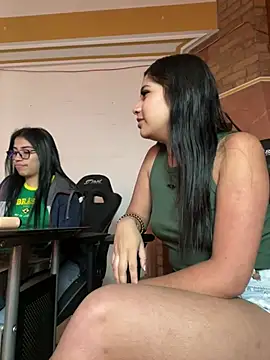 Snapshot of SaritaHot_69 chatting on 03/07/25, 03:39 SaritaHot 69 online show from 03/07/25, 03:39