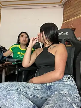 Snapshot of SaritaHot_69 chatting on 03/14/25, 03:58 SaritaHot 69 online show from 03/14/25, 03:58