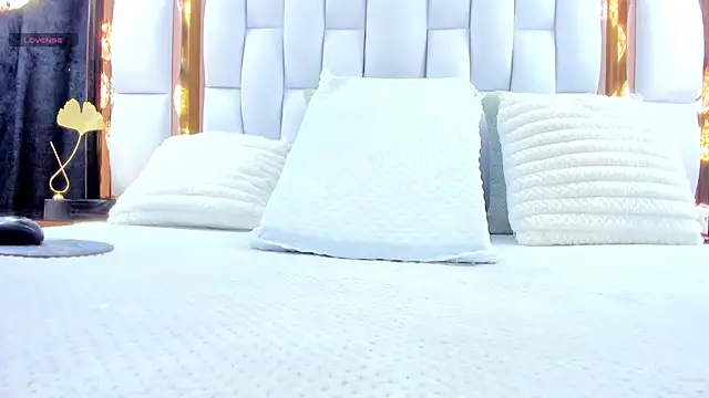 RileySweett online show from 10/28/25, 12:09