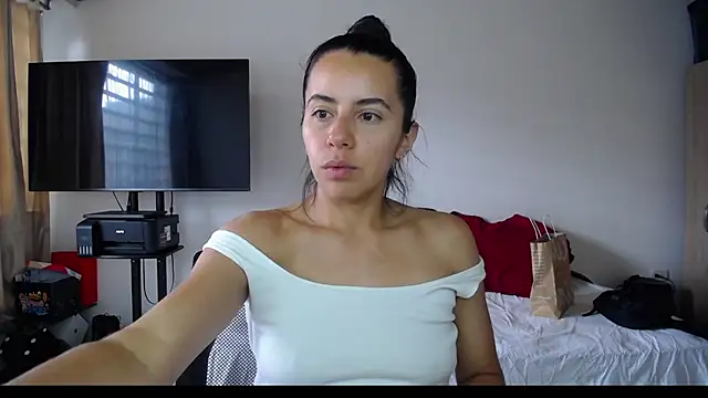 Snapshot of Mariam_Gomezxxx chatting on 10/01/25, 06:58 Mariam Gomezxxx online show from 10/01/25, 06:58