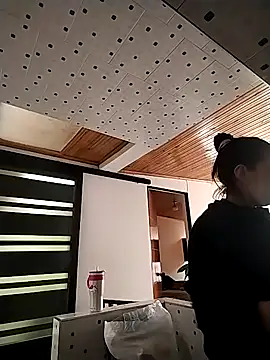 Snapshot of Mariam_Gomezxxx chatting on 11/24/25, 04:29 Mariam Gomezxxx online show from 11/24/25, 04:29