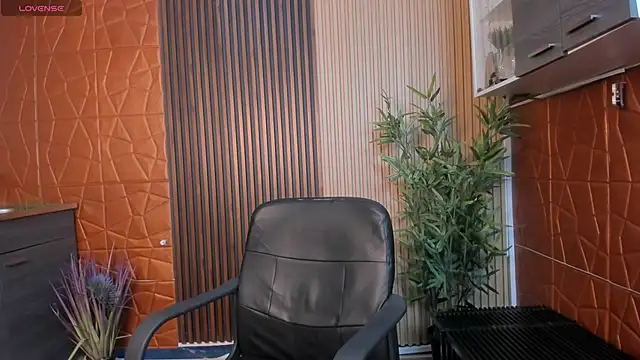 paulina sweett  online show from 01/07/25, 11:05