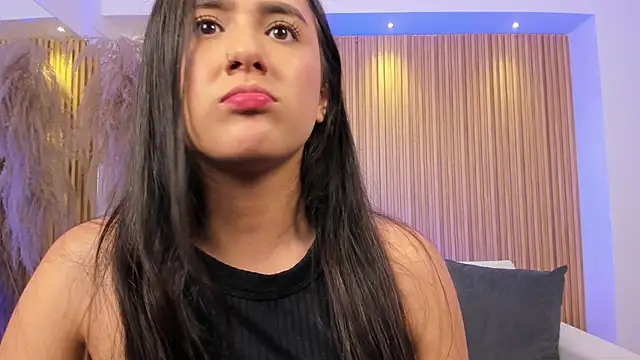 paulina sweett  online show from 01/17/25, 02:07
