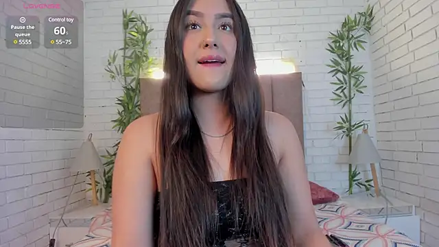 paulina sweett  online show from 01/23/25, 01:35