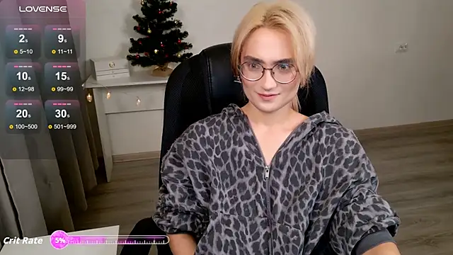 Snapshot of CuteYukiKun chatting on 12/04/25, 05:21 CuteYukiKun online show from 12/04/25, 05:21