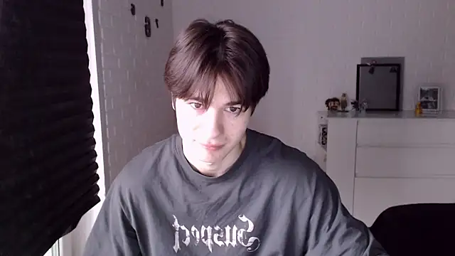 Snapshot of MarkusDean chatting on 09/24/25, 11:02 MarkusDean online show from 09/24/25, 11:02