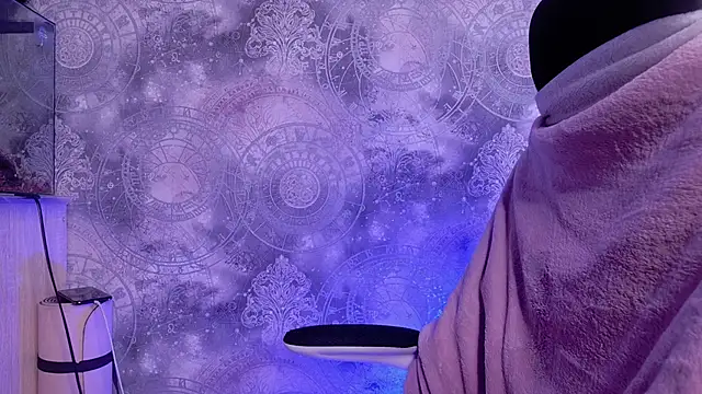 Sheila Hill  online show from 11/17/25, 06:57