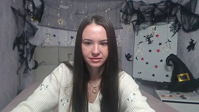 KaraCriegs online show from 10/18/25, 05:14