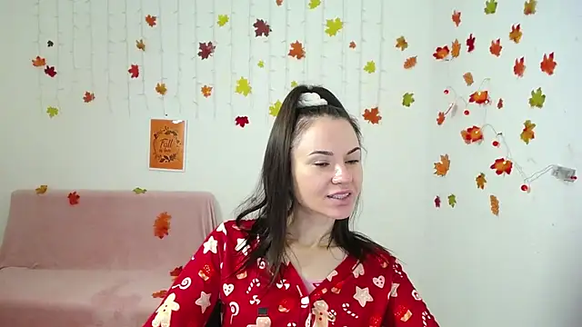 KaraCriegs online show from 11/21/25, 06:39