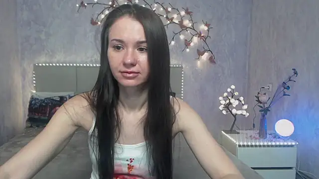 KaraCriegs online show from 03/06/26, 06:48