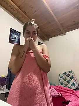 Iris love18 online show from 05/20/26, 10:54