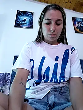 Iris love18 online show from 06/06/26, 03:50
