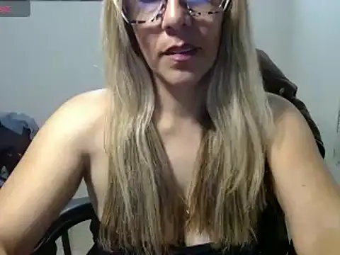 horny paty online show from 12/21/24, 04:36