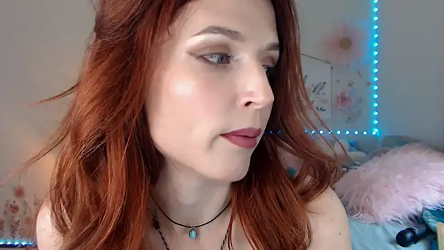Snapshot of Poisson_Eva chatting on 06/16/26, 09:28 Poisson Eva online show from 06/16/26, 09:28