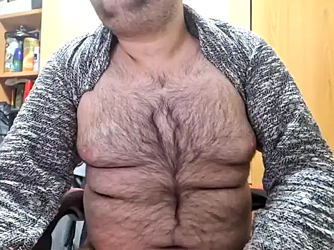 Javier bear online show from 12/12/24, 10:45