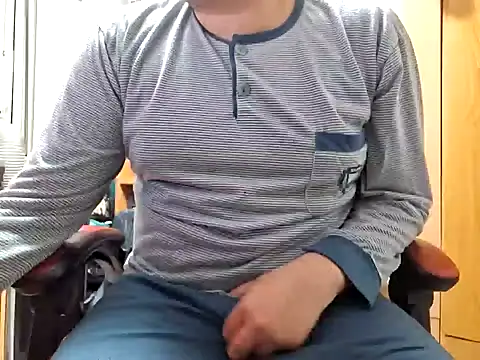 Javier bear online show from 01/26/25, 09:40