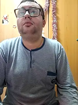 Javier bear online show from 12/22/25, 10:34