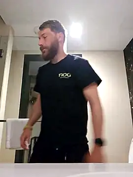 Snapshot of jacobiismyname chatting on 02/23/25, 04:35 jacobiismyname online show from 02/23/25, 04:35