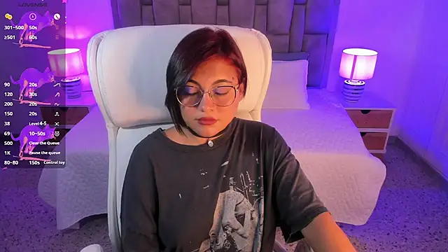 MonieLodge online show from 03/14/25, 07:04