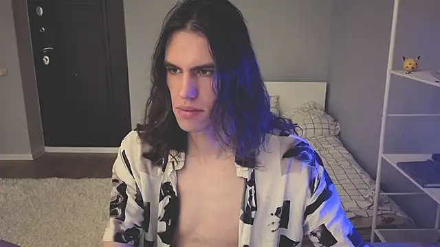mollymila online show from 05/19/26, 04:13