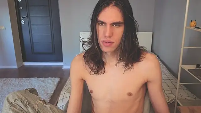 mollymila online show from 05/29/26, 10:57