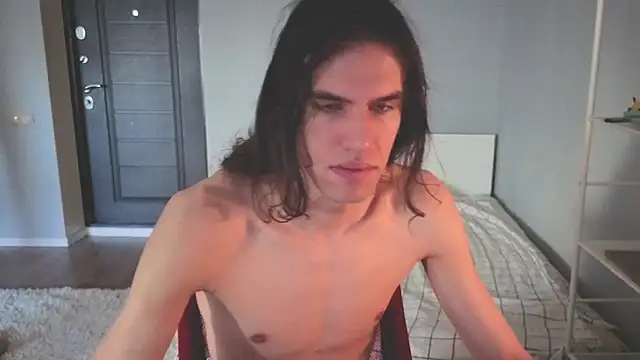 mollymila online show from 06/10/26, 02:27