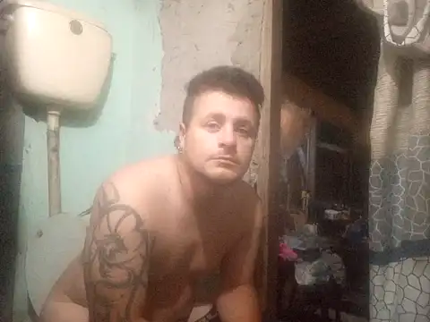 TusOjitosClaros69 online show from 12/21/24, 05:03