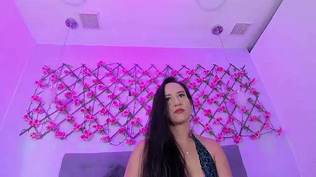 victoria cooper3 online show from 01/24/25, 12:31