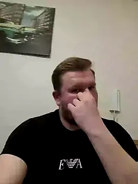 Snapshot of titovilan_PL chatting on 02/27/25, 03:15 titovilan PL online show from 02/27/25, 03:15