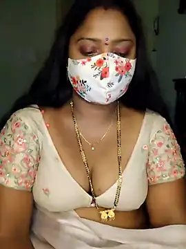 Snapshot of vani-09 chatting on 12/27/24, 10:45 vani-09 online show from 12/27/24, 10:45