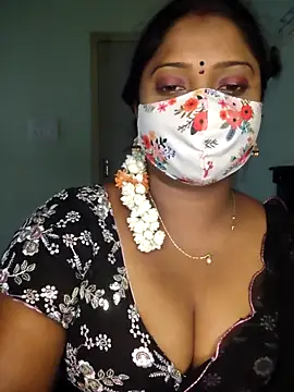 Snapshot of vani-09 chatting on 03/04/25, 10:35 vani-09 online show from 03/04/25, 10:35