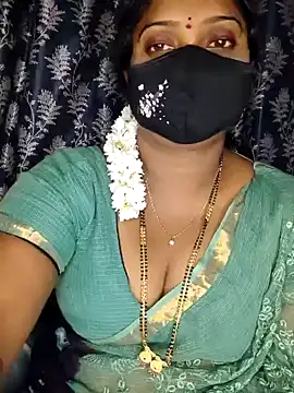 Snapshot of vani-09 chatting on 03/07/25, 05:06 vani-09 online show from 03/07/25, 05:06