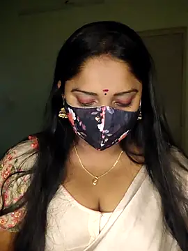 Snapshot of vani-09 chatting on 12/04/25, 06:01 vani-09 online show from 12/04/25, 06:01