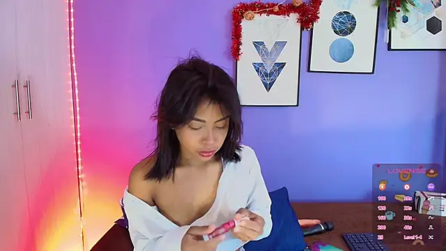 cinnamon kyla online show from 12/17/24, 06:31