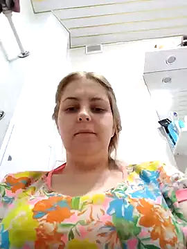Lady nice cat online show from 01/04/25, 12:27