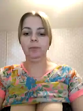 Lady nice cat online show from 01/10/25, 12:15