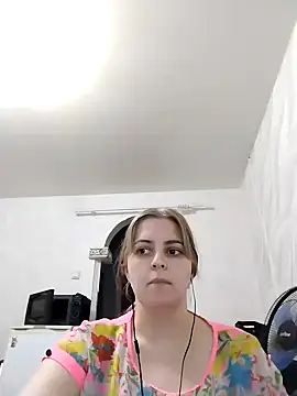 Lady nice cat online show from 01/15/25, 02:46