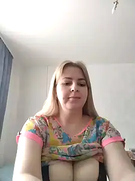 Lady nice cat online show from 01/24/25, 03:43