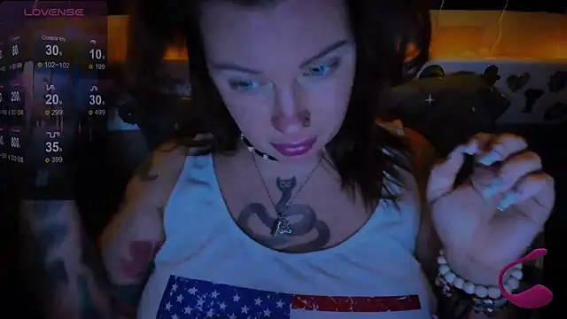 EllieOz online show from 12/16/24, 05:54